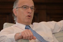 Grindetti presentÃ³ un estudio sobre los principales problemas de LanÃºs